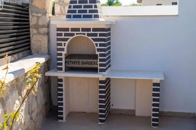 https://images.odamax.com/img/1920x1080/odamax/image/upload/Skyline_Villas_202609011225581__FRT0919.jpg