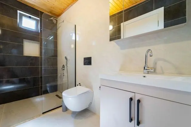 https://images.odamax.com/img/1920x1080/odamax/image/upload/Skyline_Villas_202609011226082__FRT0939.jpg