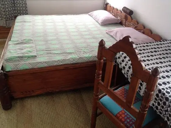 Dört Kişilik Oda, Deniz Manzaralı