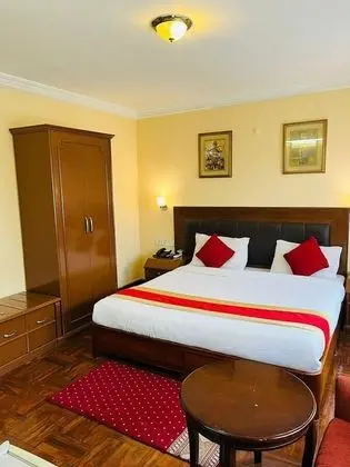 Deluxe Tek Büyük veya İki Ayrı Yataklı Oda