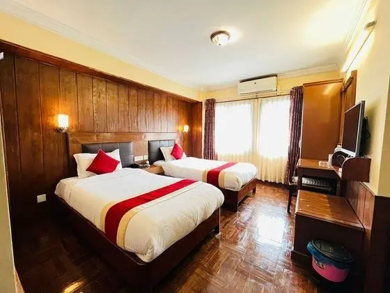 Superior Tek Büyük veya İki Ayrı Yataklı Oda, 1 Yatak Odası, Sigara İçilebilir, Şehir Manzaralı