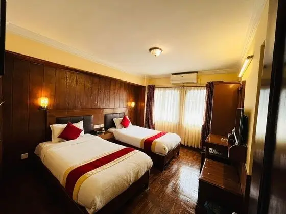 Superior Tek Büyük veya İki Ayrı Yataklı Oda, 1 Yatak Odası, Sigara İçilebilir, Şehir Manzaralı