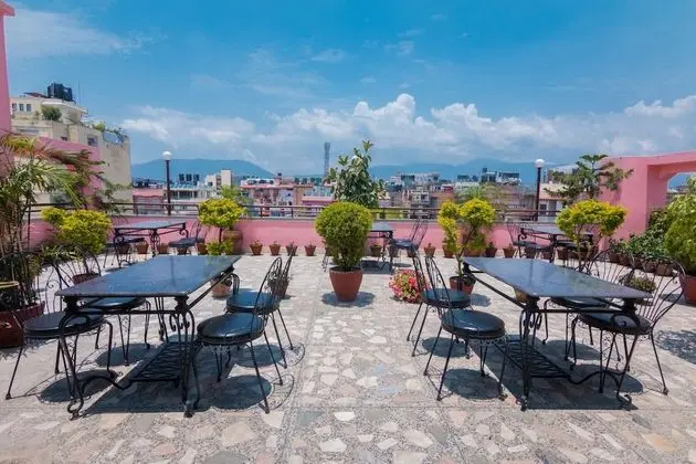 Superior Tek Büyük veya İki Ayrı Yataklı Oda, 1 Yatak Odası, Sigara İçilebilir, Şehir Manzaralı