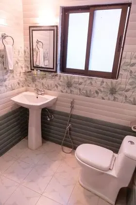 Superior Tek Büyük veya İki Ayrı Yataklı Oda, 1 Yatak Odası, Sigara İçilebilir, Şehir Manzaralı