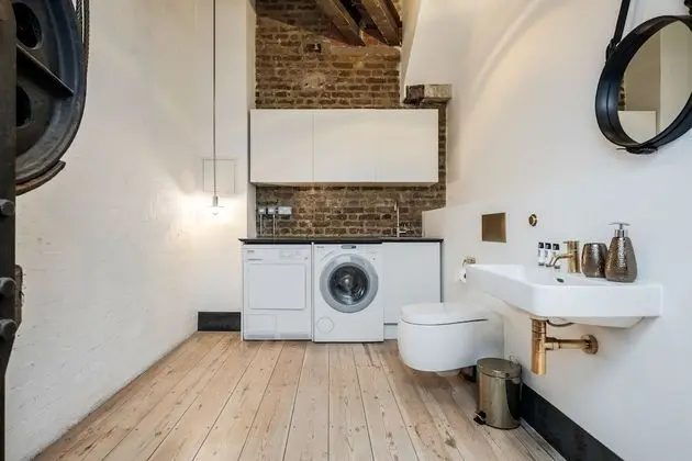 Exclusive Apart Daire, Nehir Manzaralı (Metro 607)