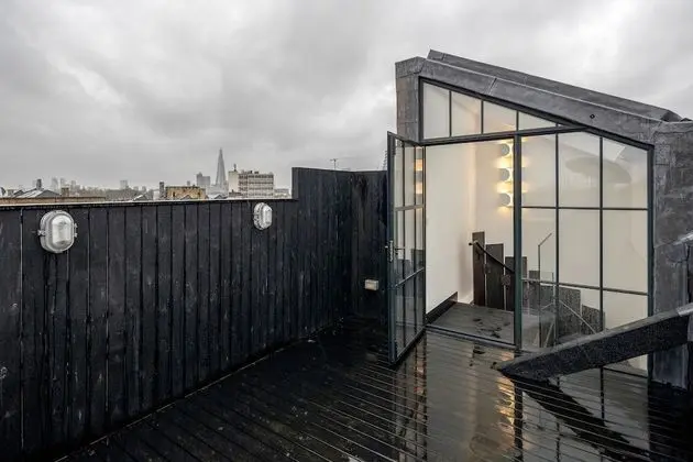 Exclusive Apart Daire, Nehir Manzaralı (Metro 607)