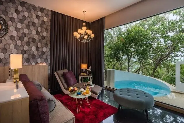 Skymoon Pool Villa with mountain view