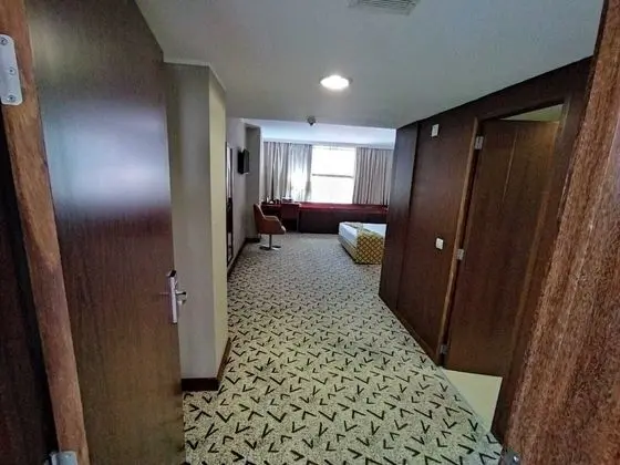 Elite Tek Büyük Yataklı Oda
