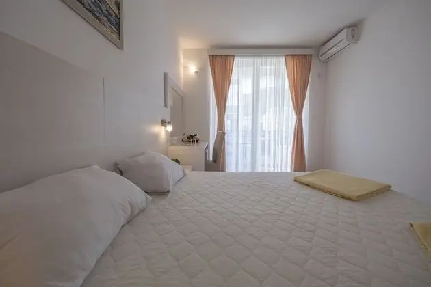 Tek Büyük Yataklı Oda, Balkon, Şehir Manzaralı
