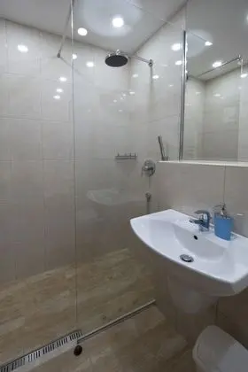 Tek Büyük Yataklı Oda, Balkon, Şehir Manzaralı