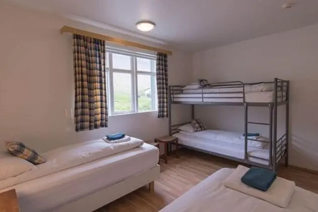 Dört Kişilik Oda, Ortak Banyo