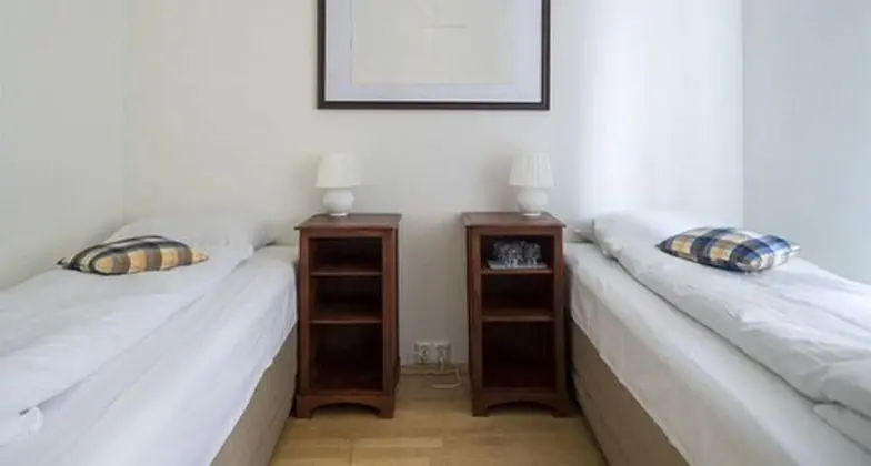 Dört Kişilik Oda, Ortak Banyo