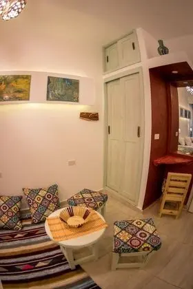 Stüdyo, Deniz Manzaralı