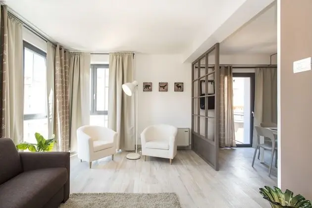 Elite Apart Daire, 2 Yatak Odası, 2 Banyolu, Bahçe Manzaralı