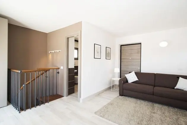 Elite Apart Daire, 2 Yatak Odası, 2 Banyolu, Bahçe Manzaralı