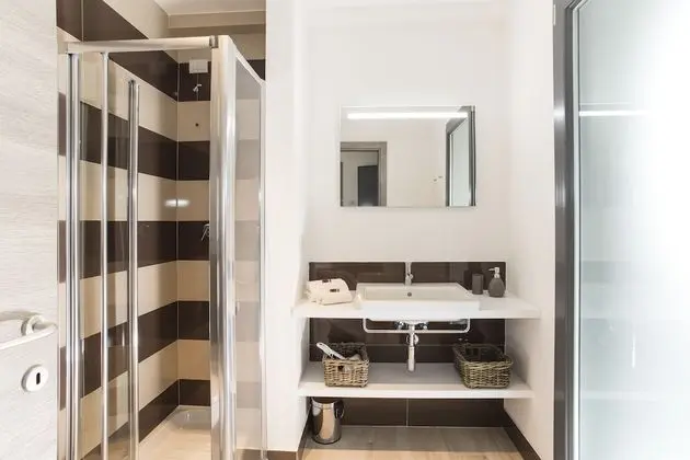Elite Apart Daire, 2 Yatak Odası, 2 Banyolu, Bahçe Manzaralı