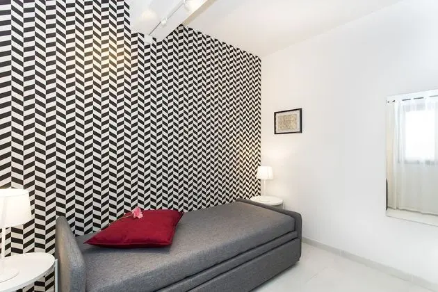 Exclusive Apart Daire, 2 Yatak Odası, Engellilere Uygun, Bahçe Manzaralı