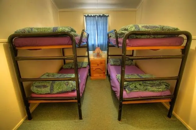 Economy Ev (Shearer's Quarters)