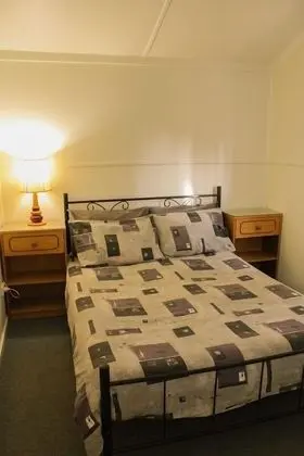 Economy Ev (Shearer's Quarters)