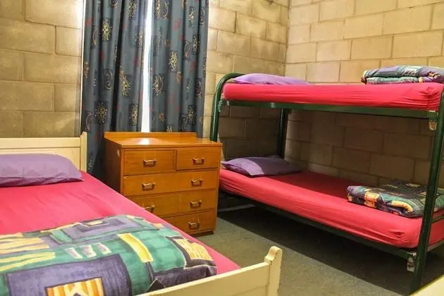 Economy Ev (Shearer's Quarters)