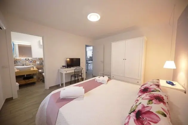 Deluxe Tek Büyük Yataklı Oda, Balkon