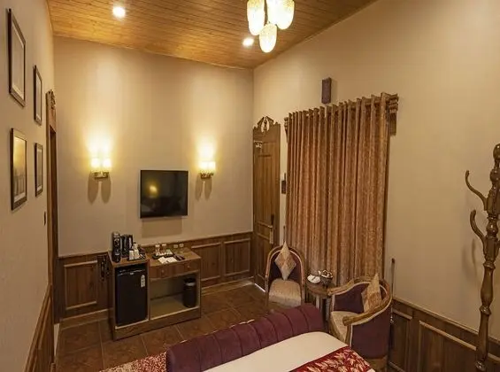 Mountain View Premium Room With Complimentary Return Gondola Ride Once Per Day