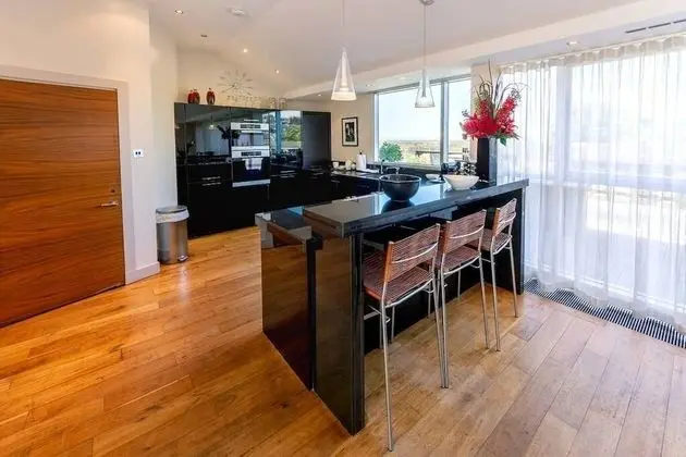 Çatı Katı Süiti (Penthouse)