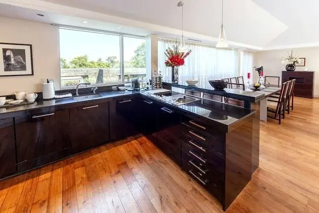 Çatı Katı Süiti (Penthouse)