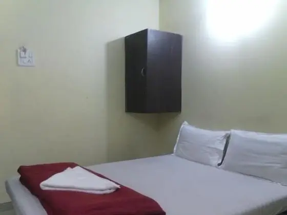 Non AC(No TV, No Hot Water, No Intercom