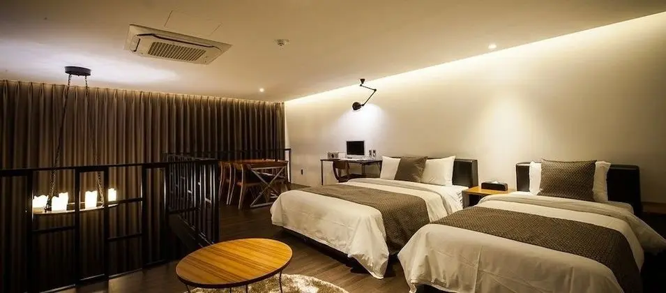 Party Room-C (Duplex/Terrace/Karaoke Included)