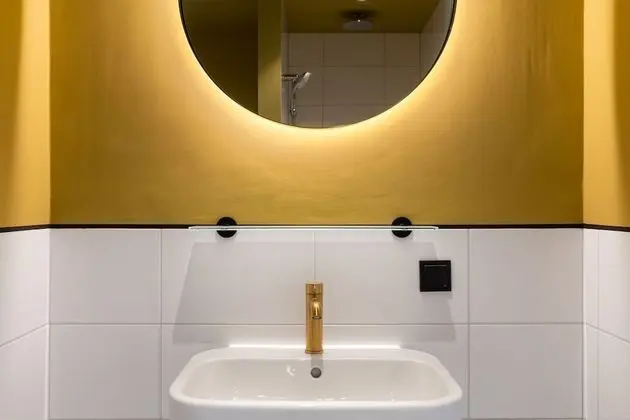 Çatı Katı (Loft), 1 En Büyük (King) Boy Yatak (The Slaak Loft)