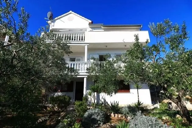 Apart Daire (Slađa - 150 m from beach - A1(4+1))