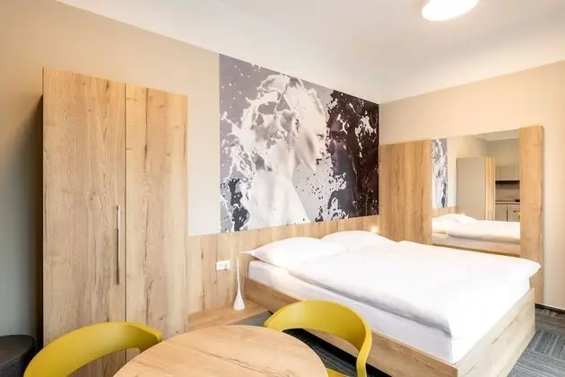 Stüdyo, 1 En Büyük (King) Boy Yatak