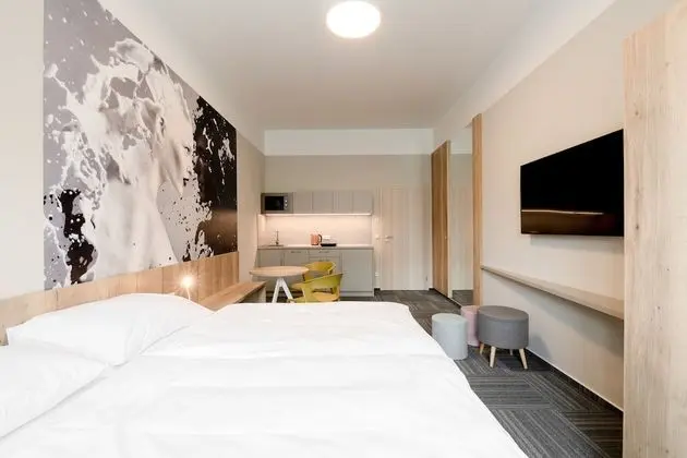 Stüdyo, 1 En Büyük (King) Boy Yatak