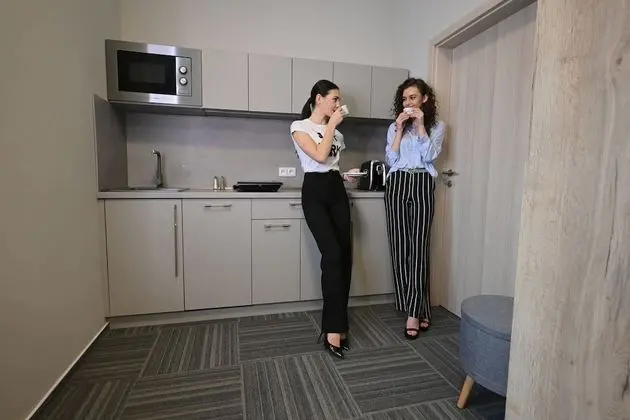 Stüdyo, 1 En Büyük (King) Boy Yatak