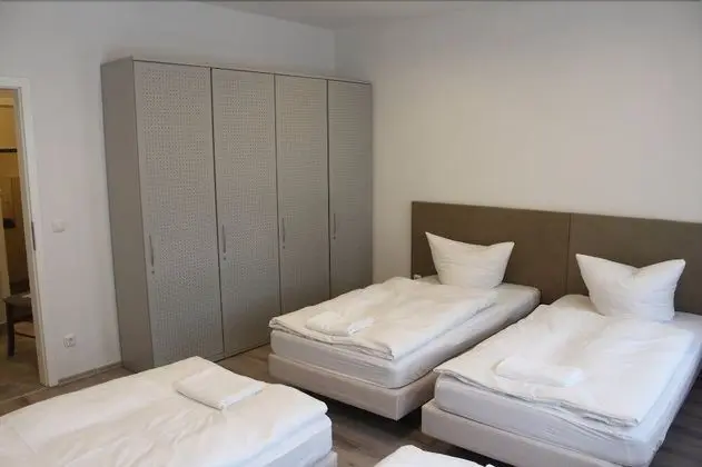 Ortak Ranzalı Oda, Karma Ranzalı Oda, Ortak Banyo