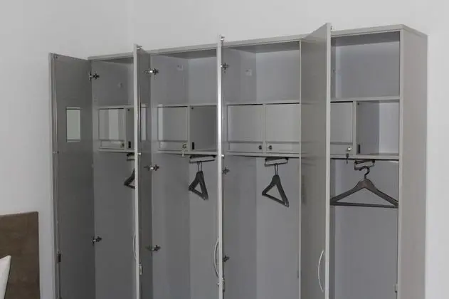 Ortak Ranzalı Oda, Karma Ranzalı Oda, Ortak Banyo