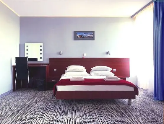 Tek Büyük Yataklı Oda, 1 Çift Kişilik Yatak