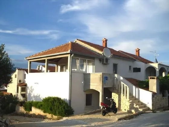 Apart Daire (Slav - free barbecue - A1(4))