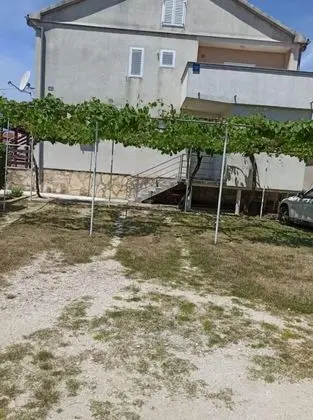 Apart Daire (Slava - private parking - A1(6+1))