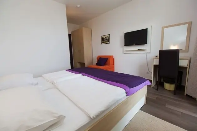 Superior İki Ayrı Yataklı Oda, Balkon, Kısmi Deniz Manzaralı