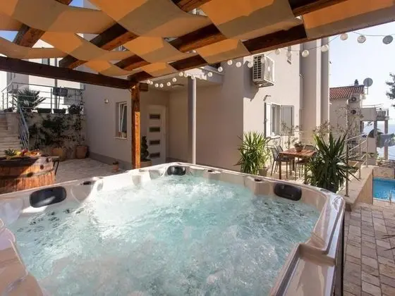 Apart Daire (Slavena - with pool - A3(4+2))