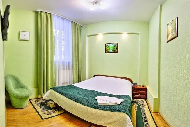 Standard Tek Büyük Yataklı Oda