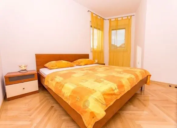 Apart Daire (Slavica - 70 m from the beach - Lero1)