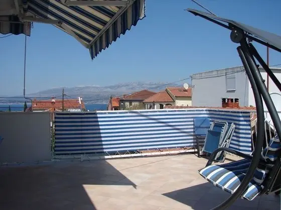 Apart Daire (Slavica - Apartment with large terrac)