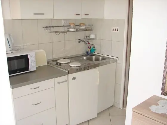 Apart Daire (Slavica - Apartment with large terrac)