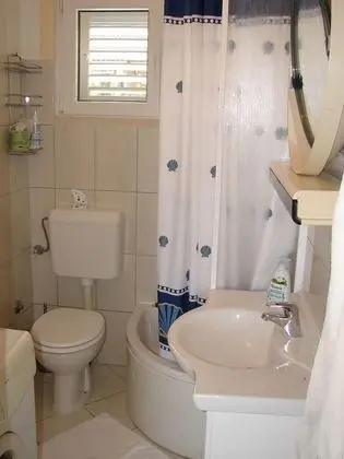 Apart Daire (Slavica - Apartment with large terrac)