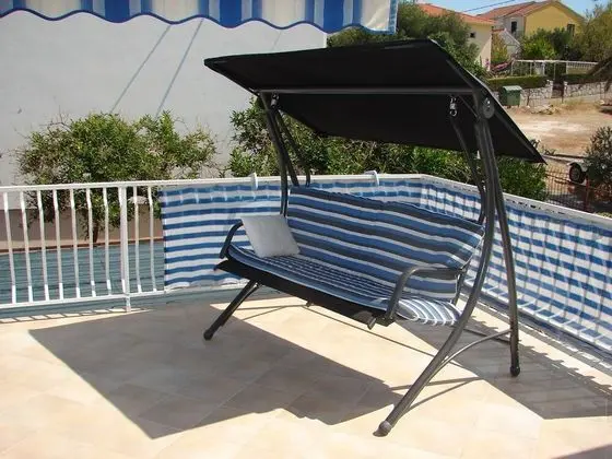 Apart Daire (Slavica - Apartment with large terrac)