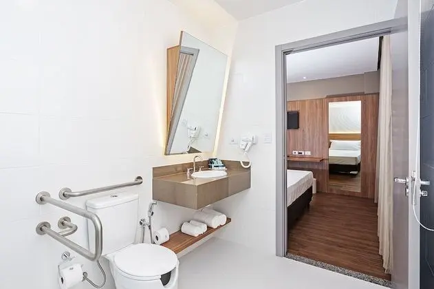Deluxe Tek Büyük Yataklı Oda (PCD)