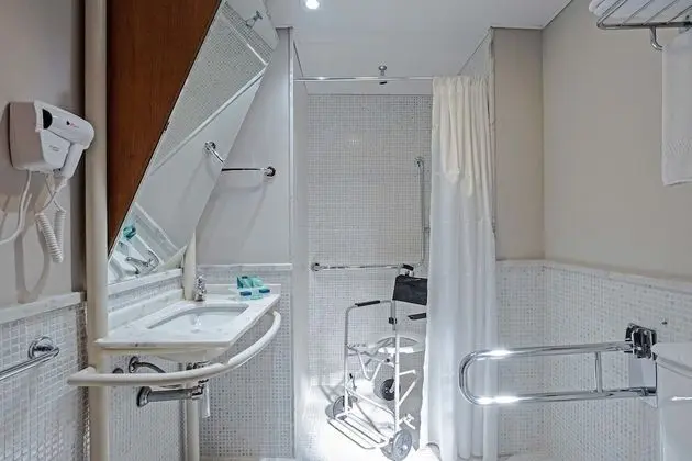 Deluxe İki Ayrı Yataklı Oda, Engellilere Uygun